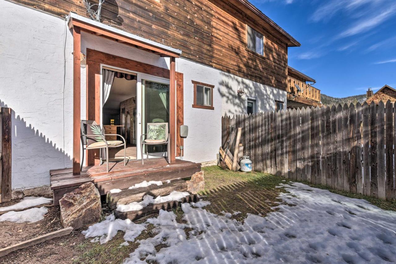 Downtown Red River Retreat With Mtn Views And Yard Εξωτερικό φωτογραφία