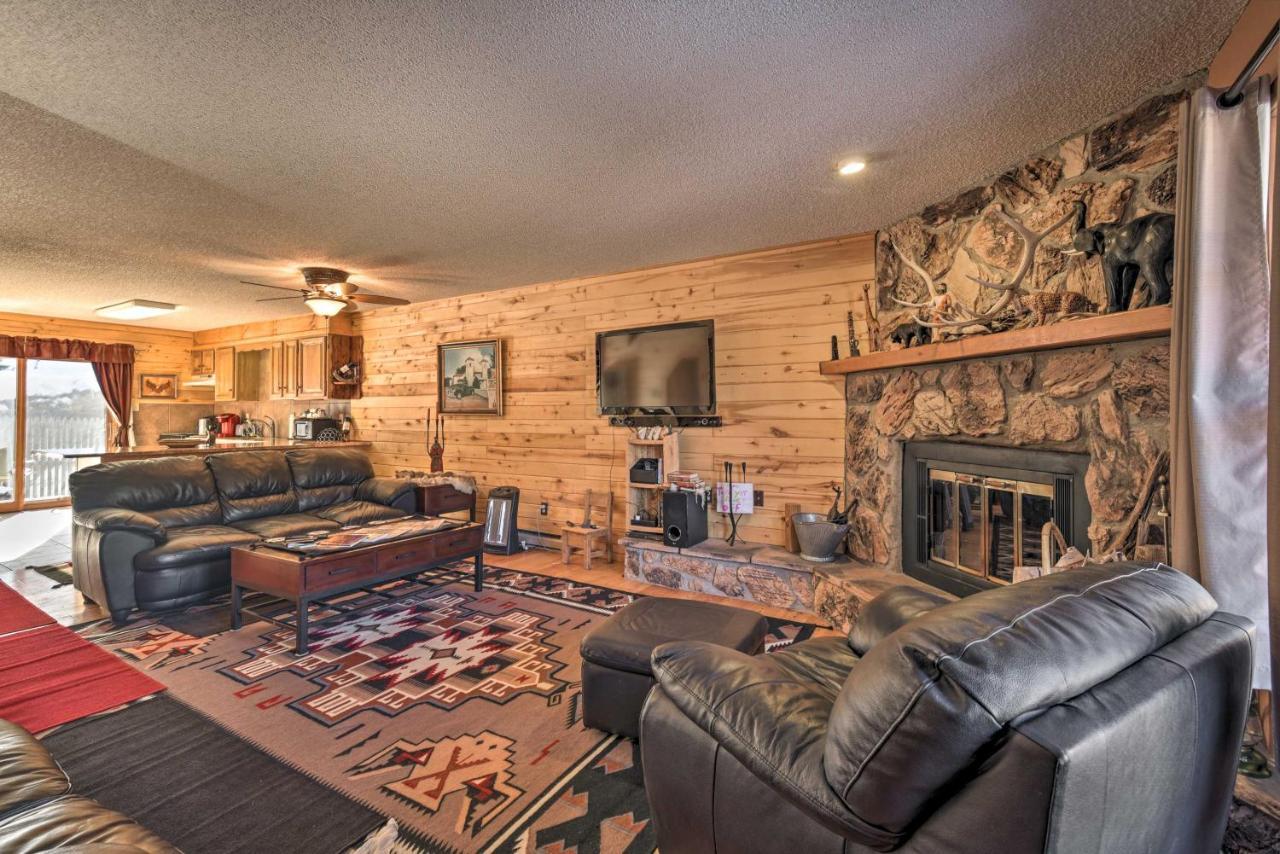 Downtown Red River Retreat With Mtn Views And Yard Εξωτερικό φωτογραφία