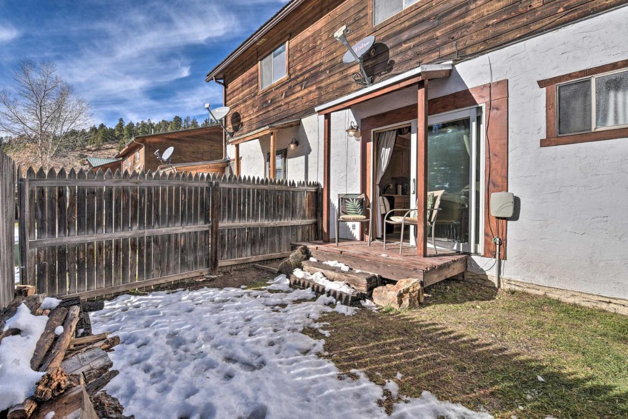 Downtown Red River Retreat With Mtn Views And Yard Εξωτερικό φωτογραφία